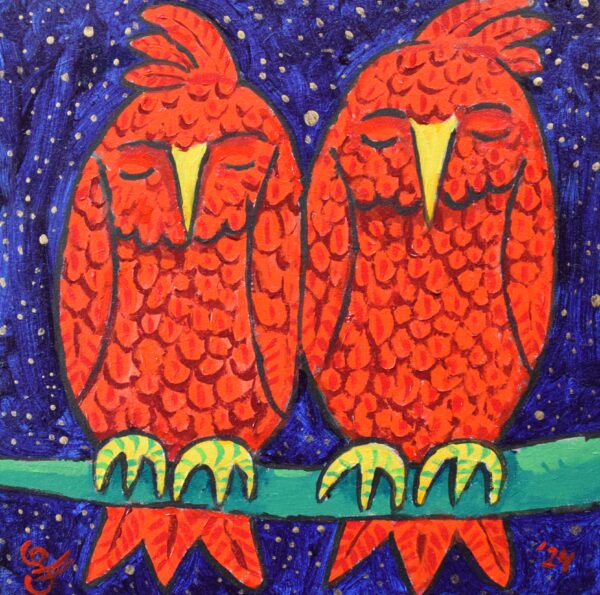 alt="Schilderij 'Sleeping Birds' – expressief acrylschilderij (25x25 cm) van twee felrode vogels met gesloten ogen op een groene tak, onder een nachtelijke sterrenhemel. Warme kleuren en dromerige sfeer."