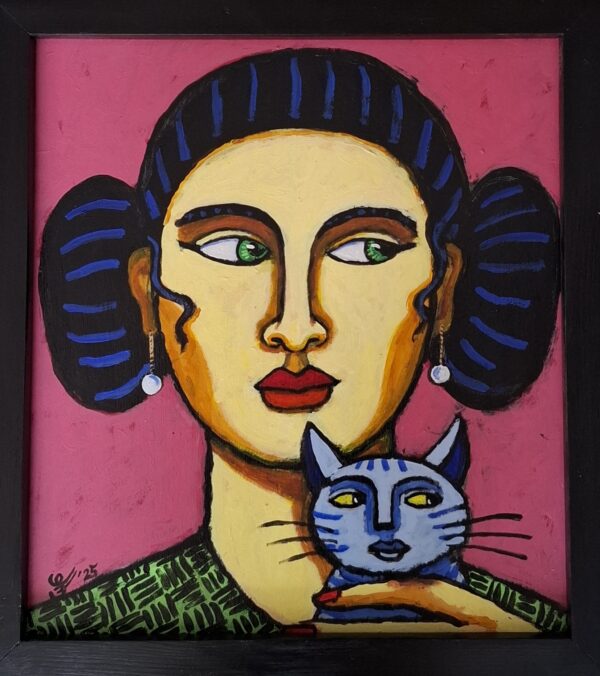 alt="The Pink Room – kleurrijk acrylschilderij van Jacques Tange met vrouwelijk portret en blauwe kat, 40x35 cm"